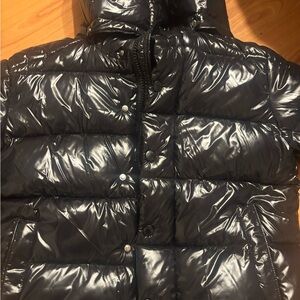 Moncler Shiny Black Puffer Jacket maya down for men